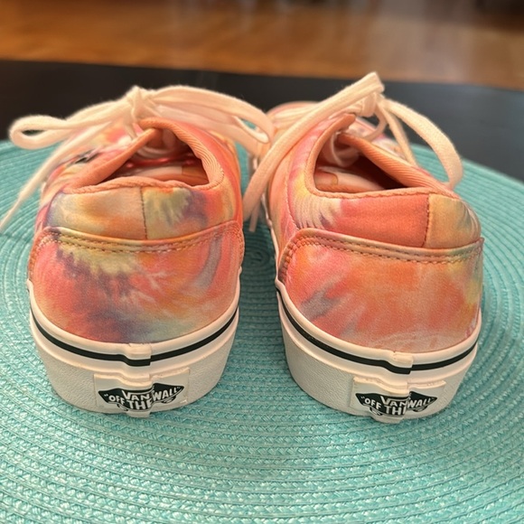 VANS Tie Dye Doheny Sneakers - Picture 3 of 6